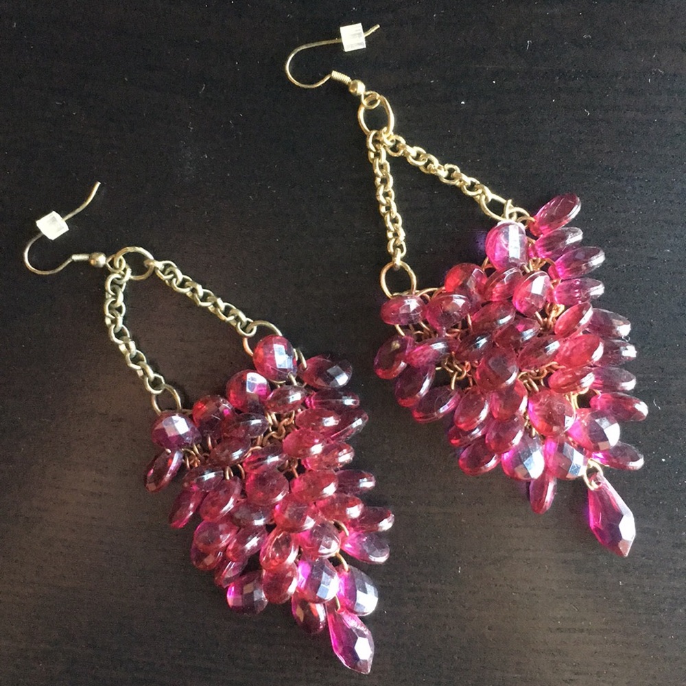 FREE GIFT 💝 Purple beaded chandelier earrings